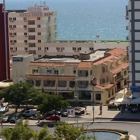 Apartman Reizinho *